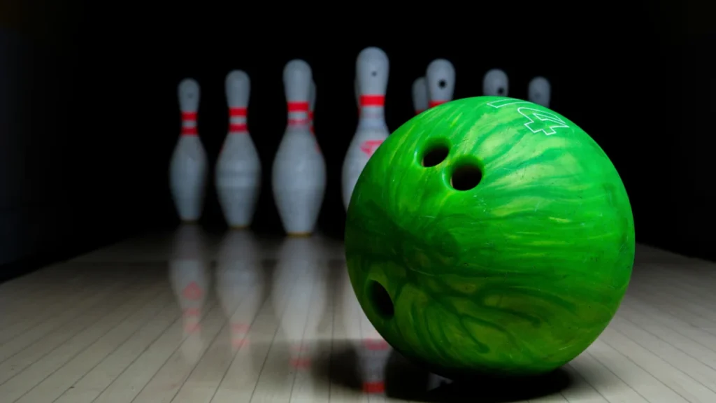 Pun-Based Funny Senior Bowling Quotes and Jokes