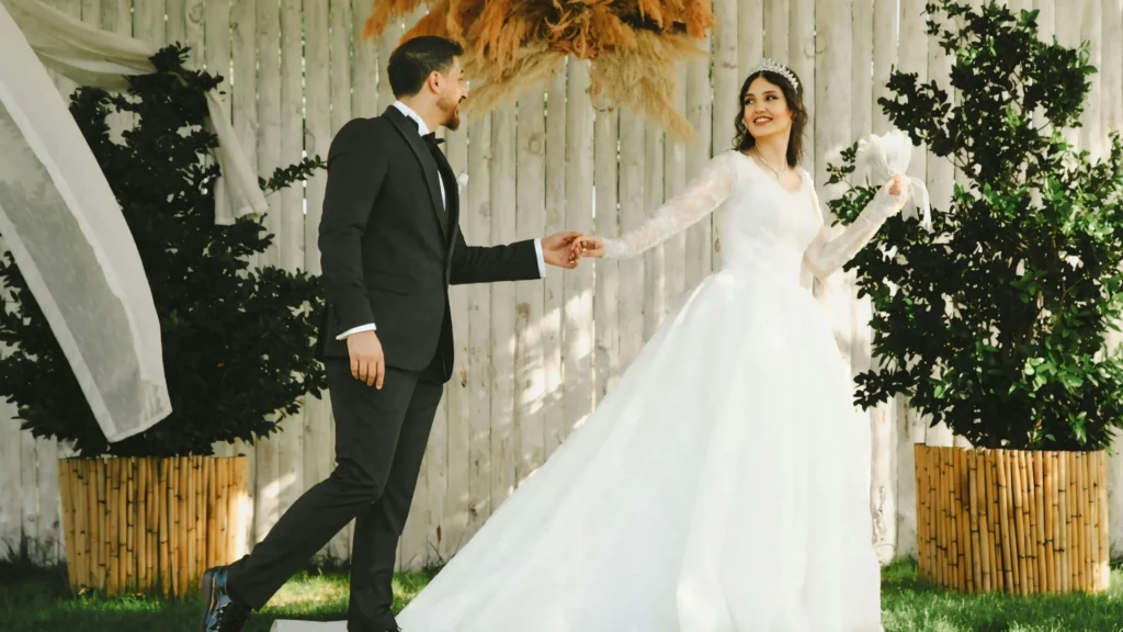Short Funny Wedding Quotes for Every Moment